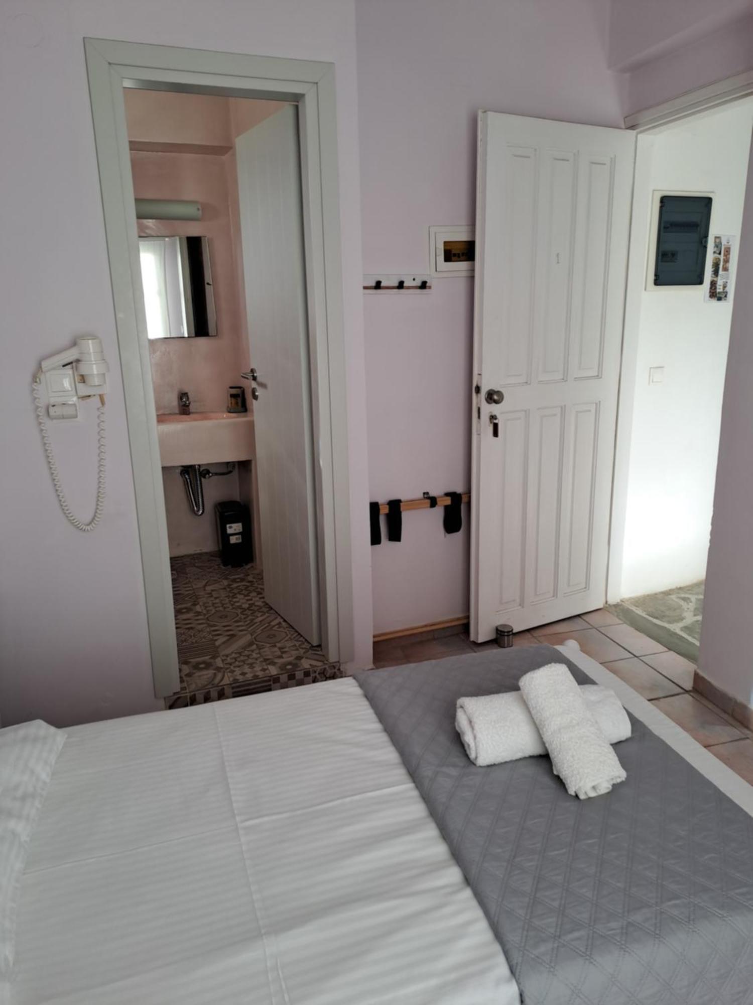 Amorgaia 2 Katapola Bagian luar foto